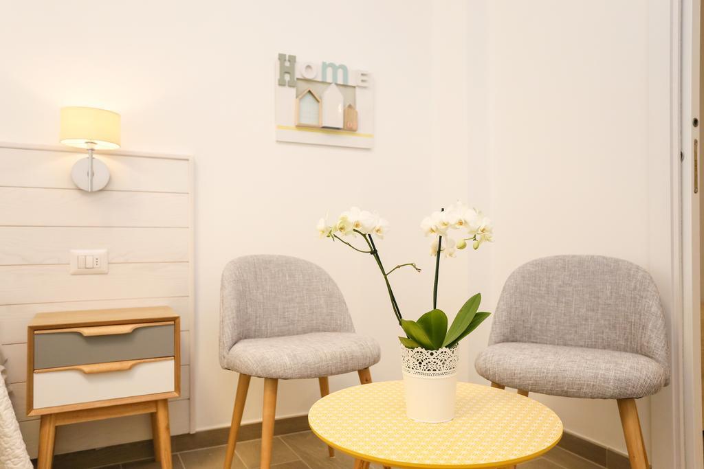 Bed And Breakfast Country Cottage チビタベッキア 部屋 写真
